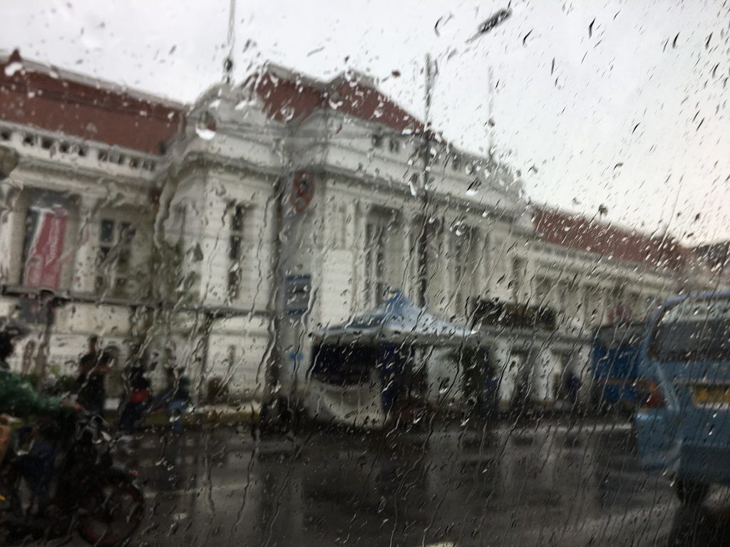 Jakarta bei Regen